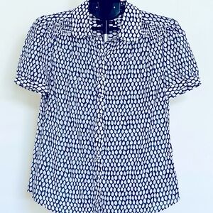 Banana Republic Blue & White Button Down Blouse With Smocking Detail Size Large